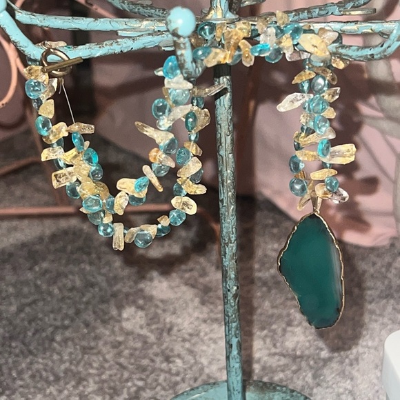 Custom Necklace - Picture 2 of 7